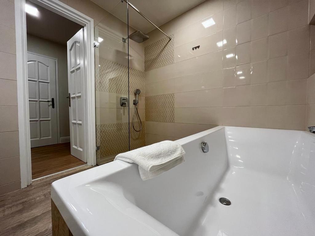 Ground Floor Park Bestern Σέγκεντ Εξωτερικό φωτογραφία